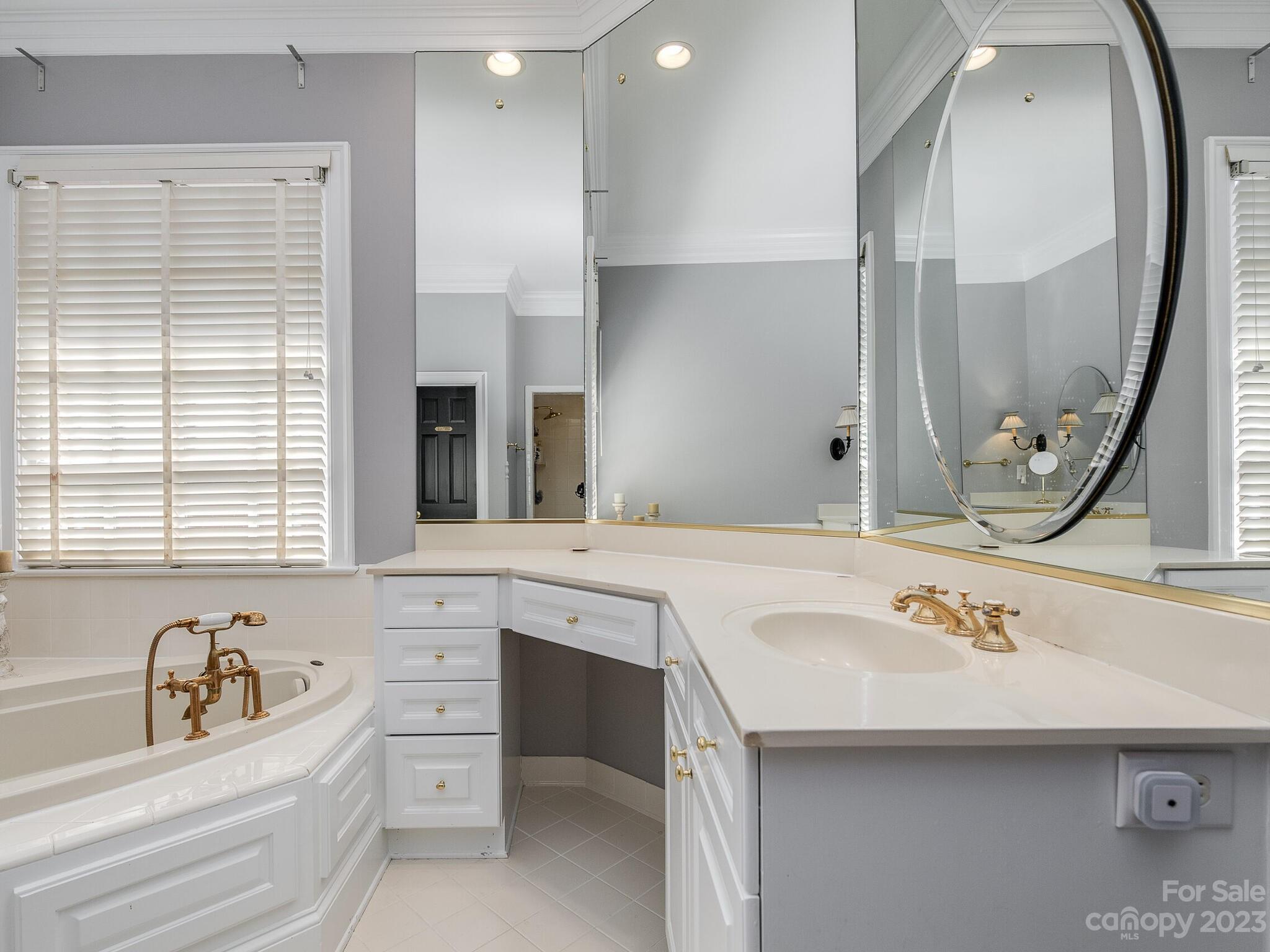 5136 Fairlawn Crescent Court Charlotte NC 28226