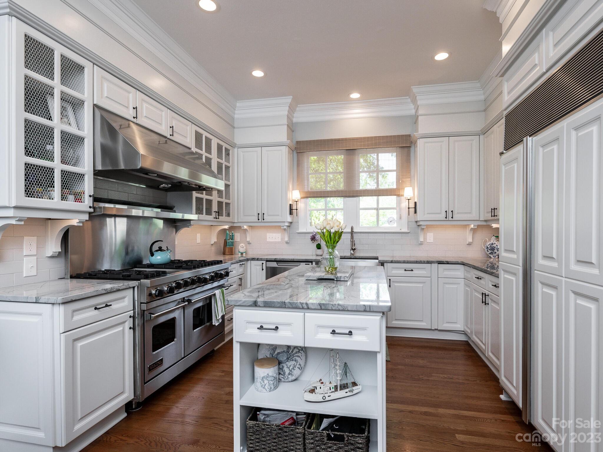 5136 Fairlawn Crescent Court Charlotte NC 28226