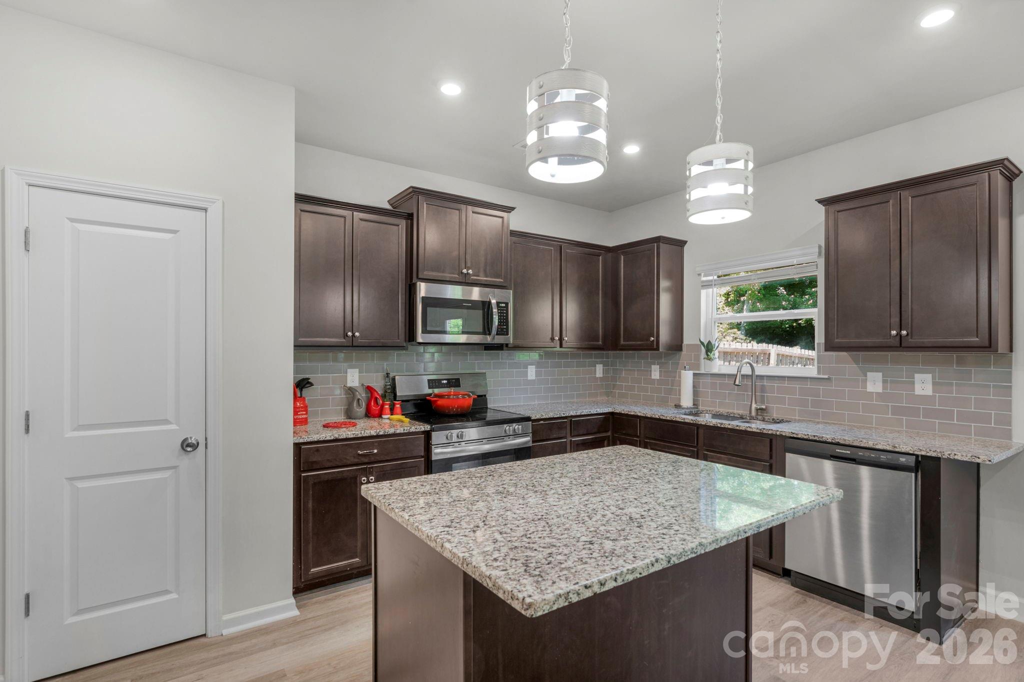 6028 Gala Lane Charlotte NC 28215