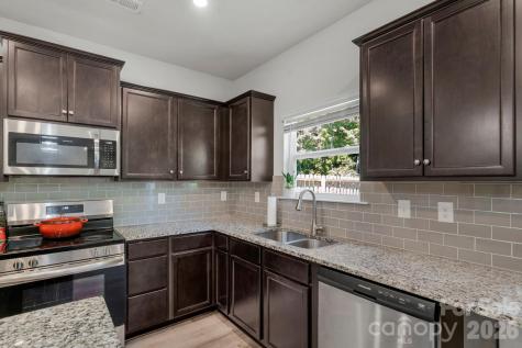 6028 Gala Lane Charlotte NC 28215