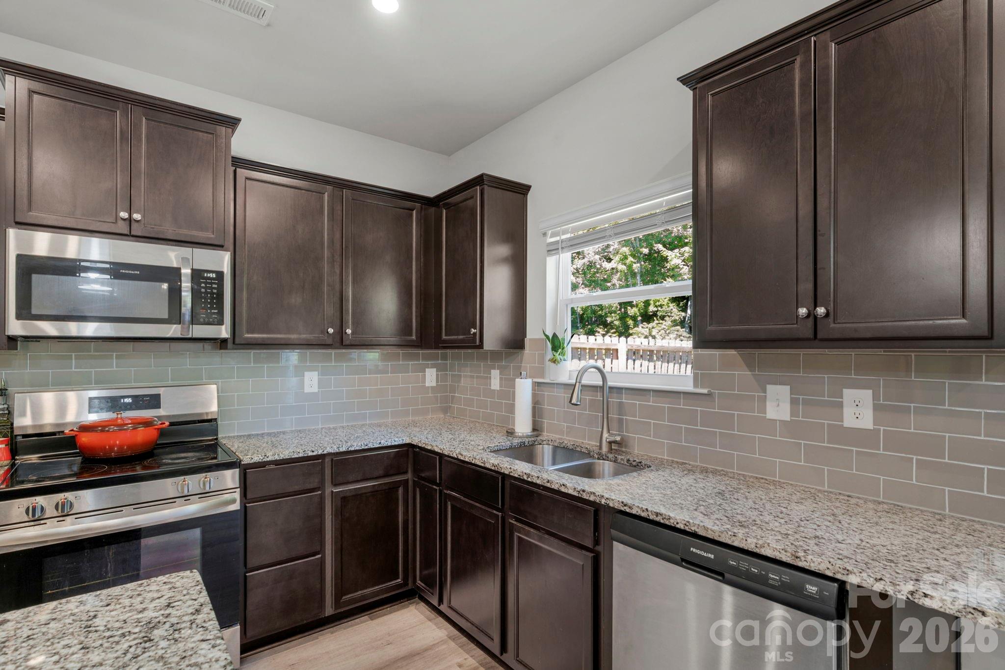 6028 Gala Lane Charlotte NC 28215