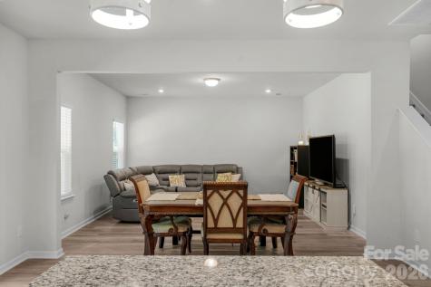 6028 Gala Lane Charlotte NC 28215