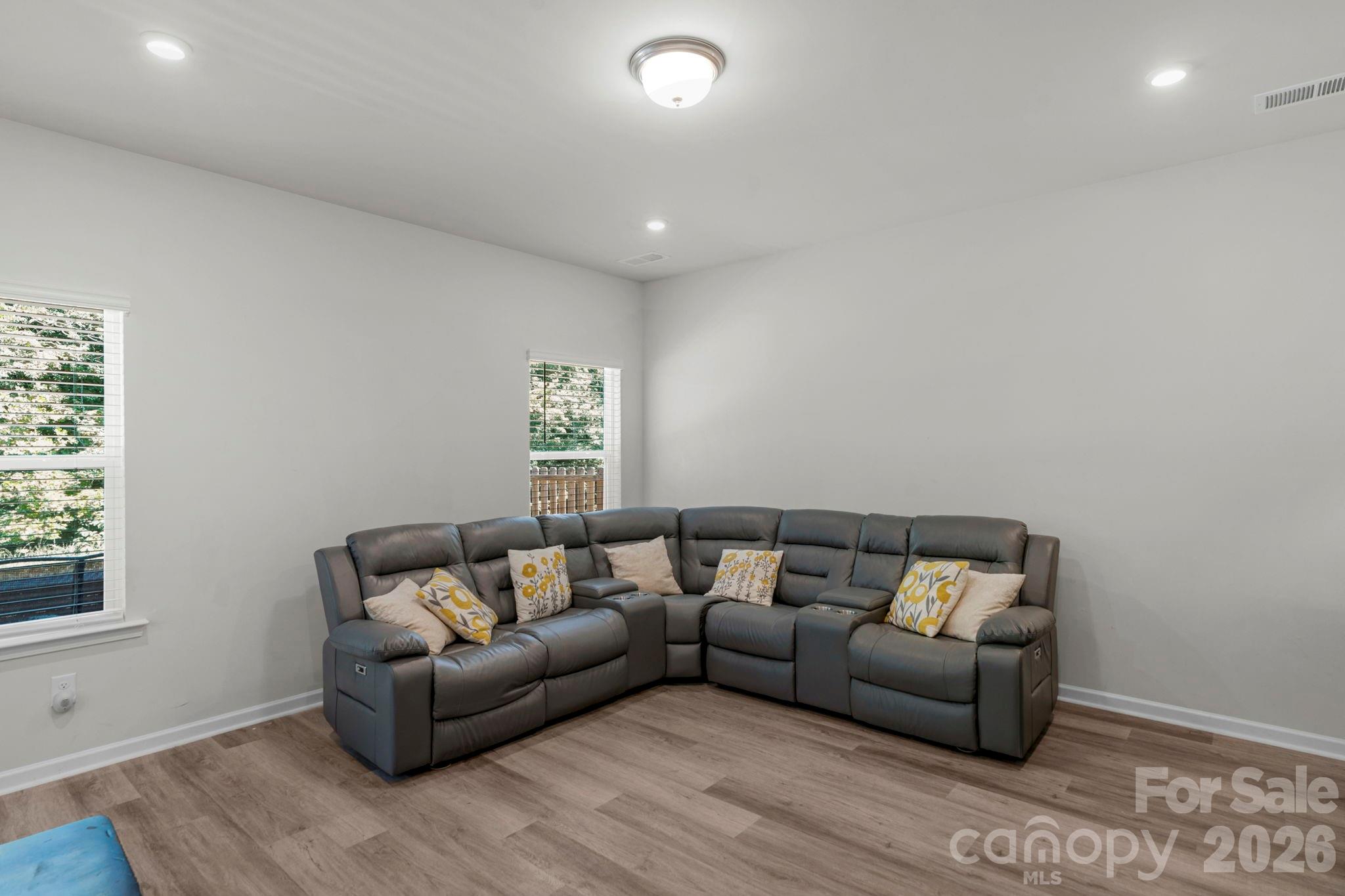 6028 Gala Lane Charlotte NC 28215