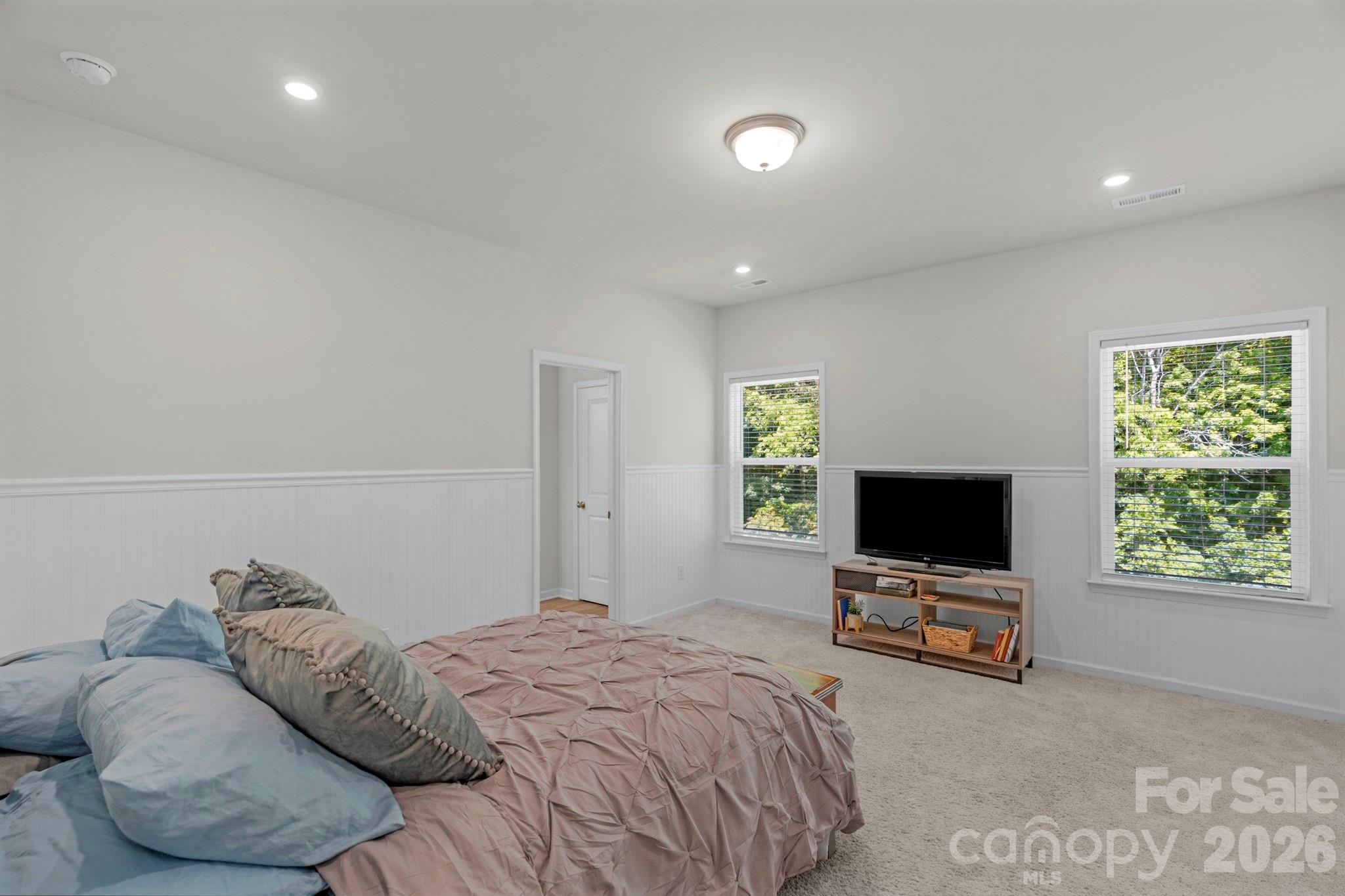 6028 Gala Lane Charlotte NC 28215