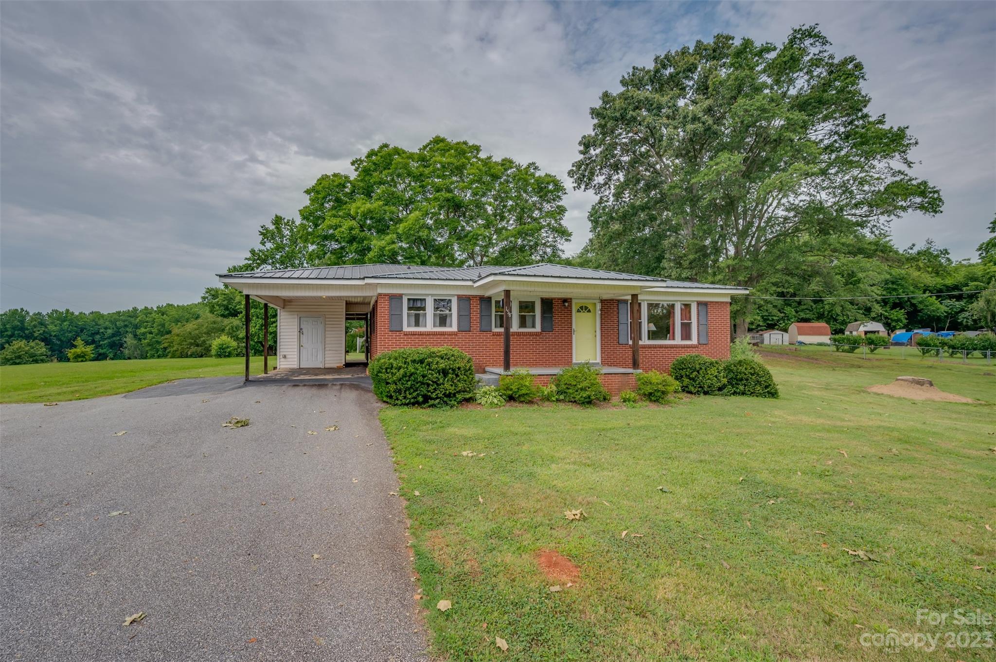 158 Dogwood Valley Road Forest City NC 28043