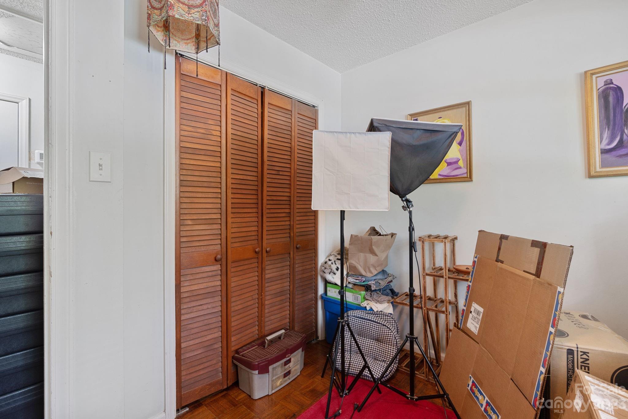 141 S Grove Street Asheville NC 28801