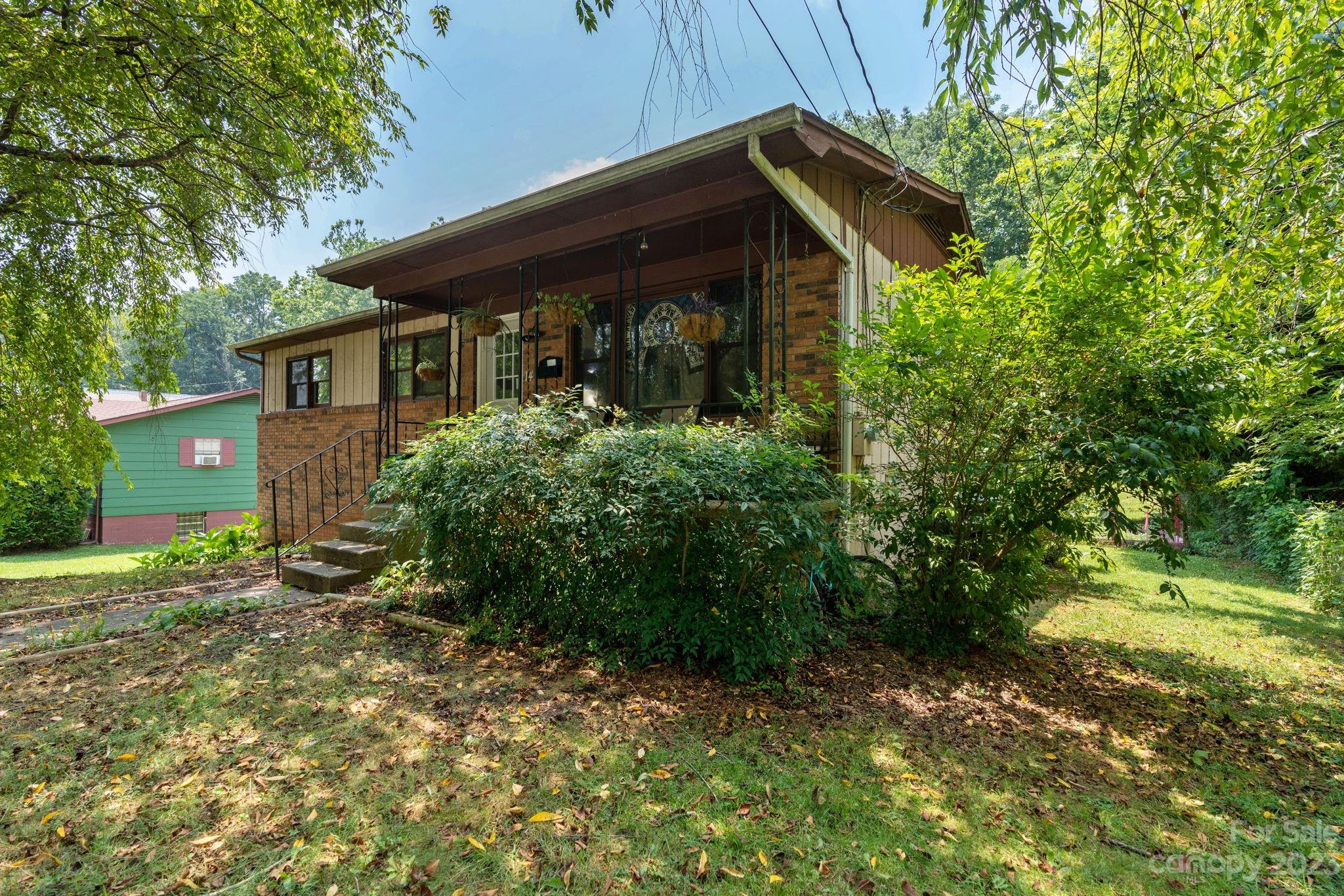 141 S Grove Street Asheville NC 28801