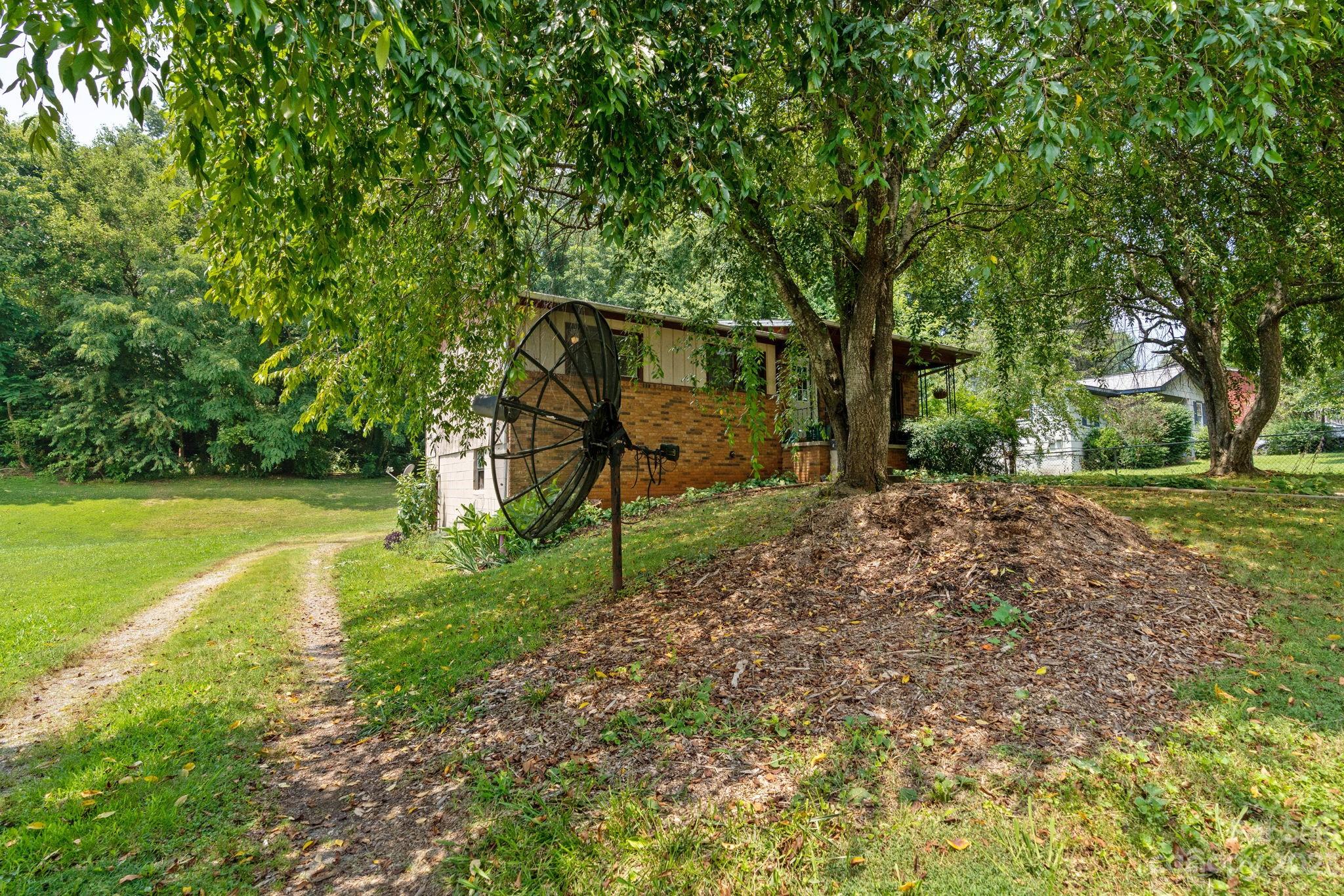 141 S Grove Street Asheville NC 28801