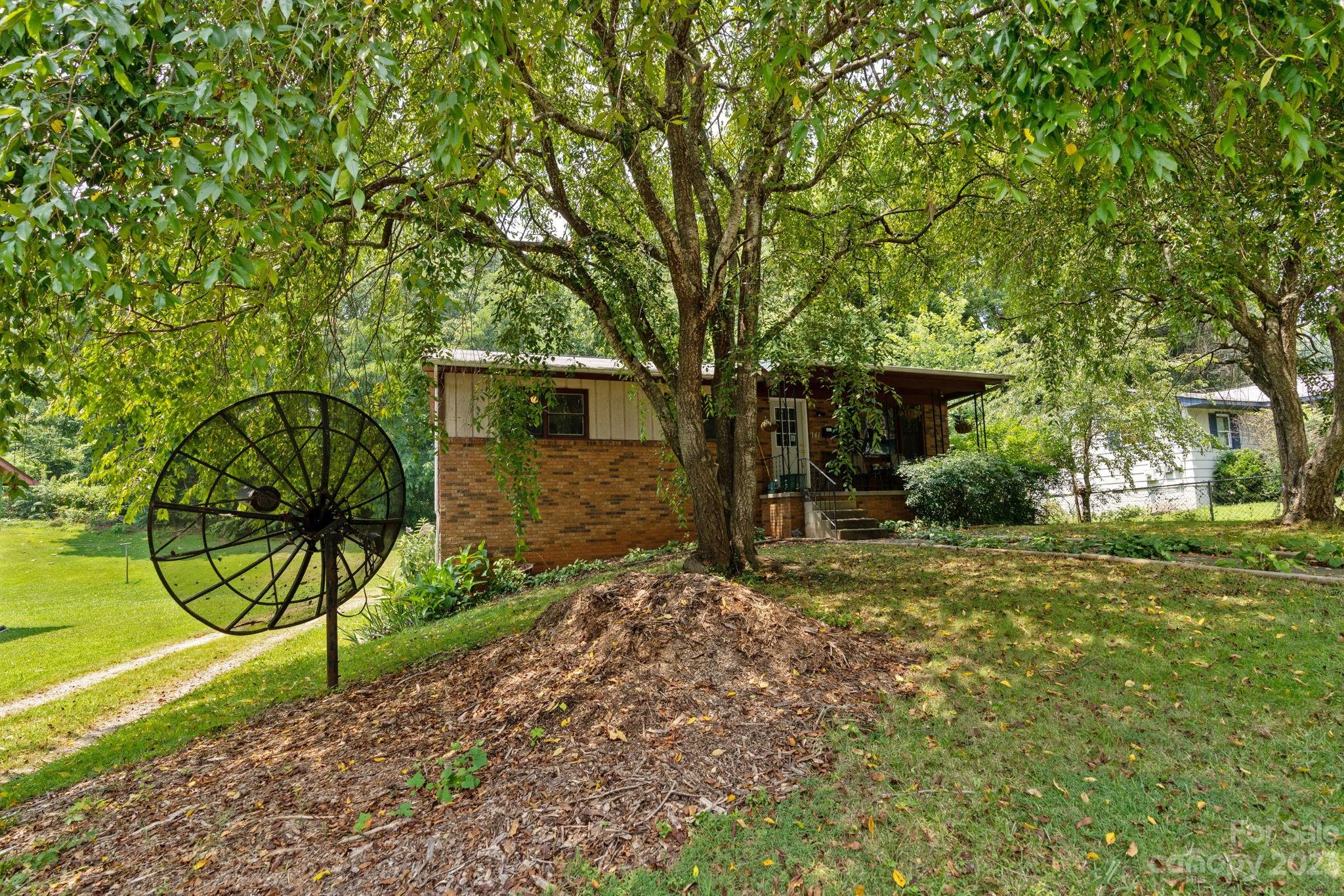 141 S Grove Street Asheville NC 28801