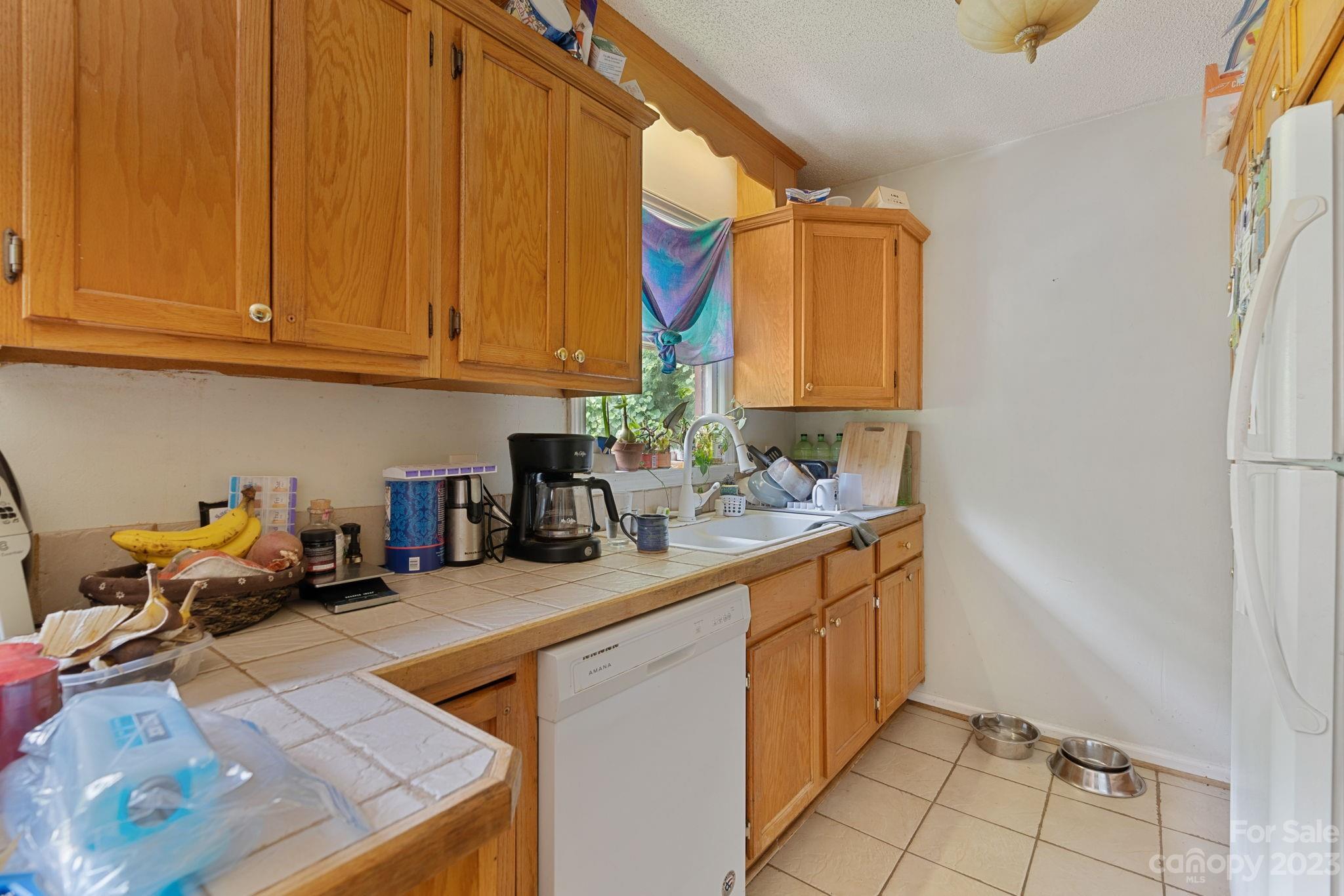 141 S Grove Street Asheville NC 28801