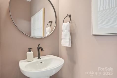 3233 Drift Street Charlotte NC 28278