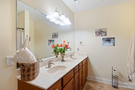 53 Gaston Mountain Road Asheville NC 28806