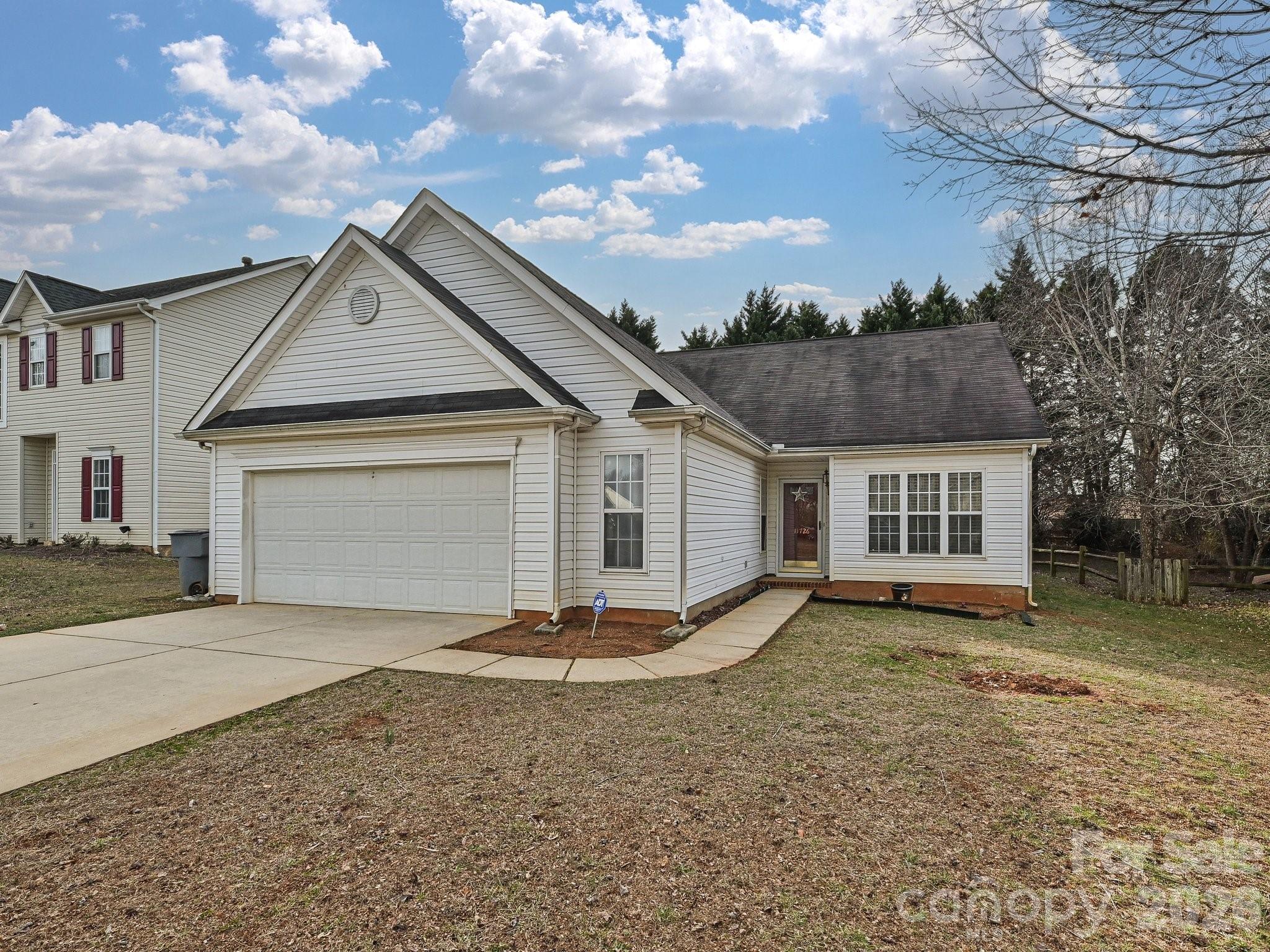 11726 Black Maple Avenue Charlotte NC 28269