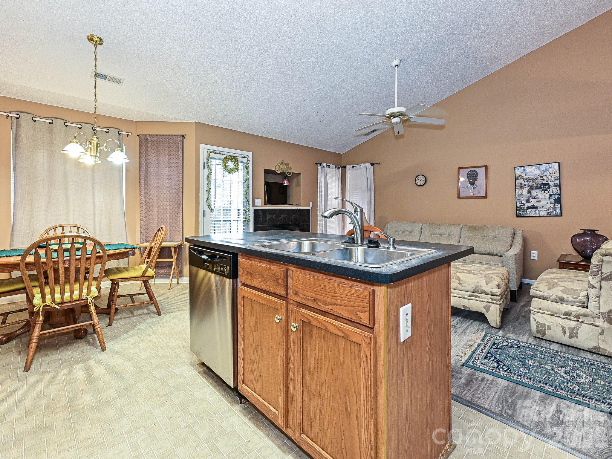 11726 Black Maple Avenue Charlotte NC 28269