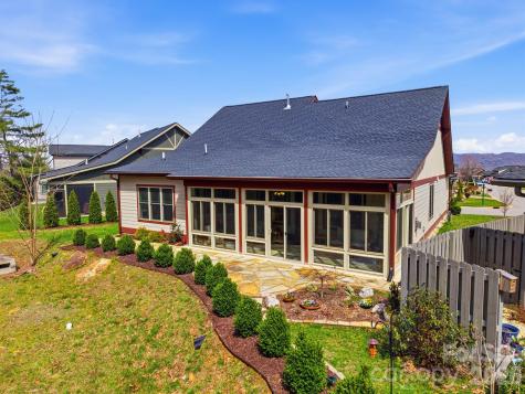 2 Lifestyle Court Arden NC 28704