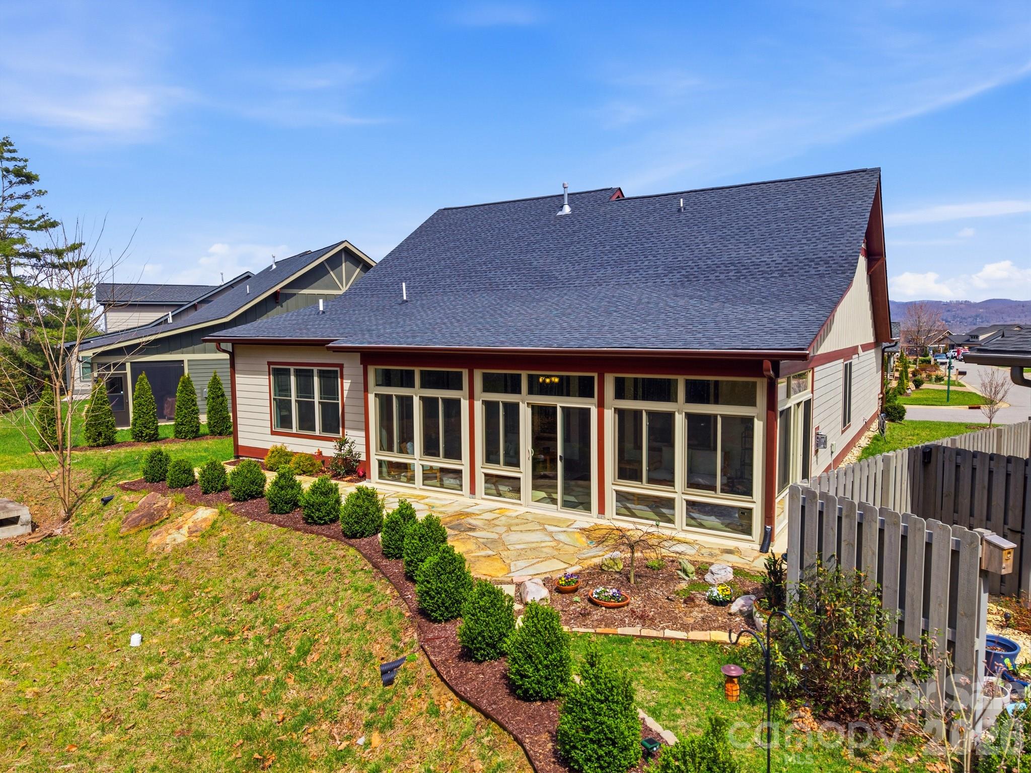 2 Lifestyle Court Arden NC 28704