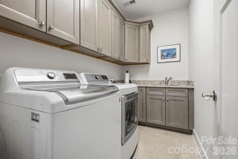 2 Lifestyle Court Arden NC 28704