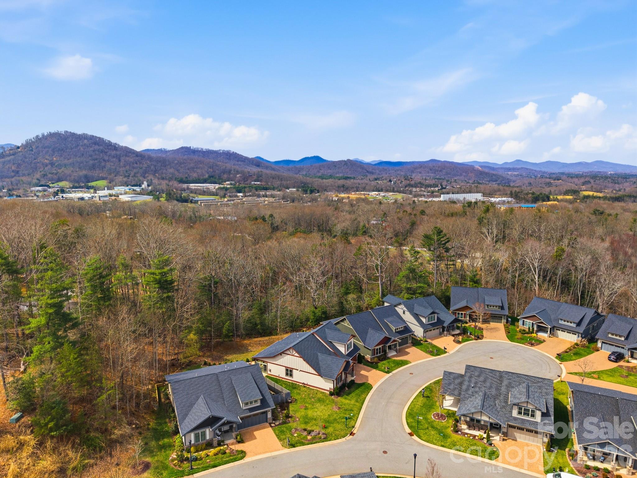 2 Lifestyle Court Arden NC 28704