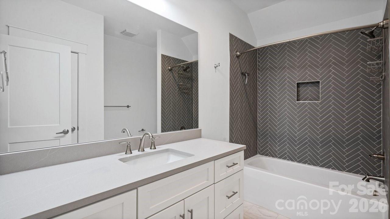 14140 Shelburne Village Drive Charlotte NC 28278