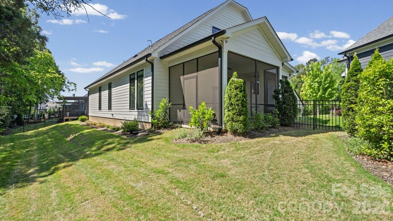14140 Shelburne Village Drive Charlotte NC 28278