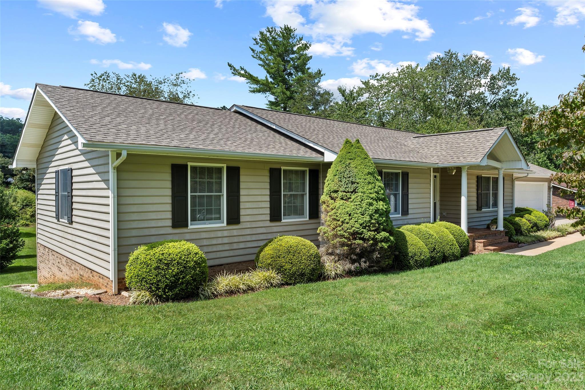 126 Auburn Park Drive Waynesville NC 28786