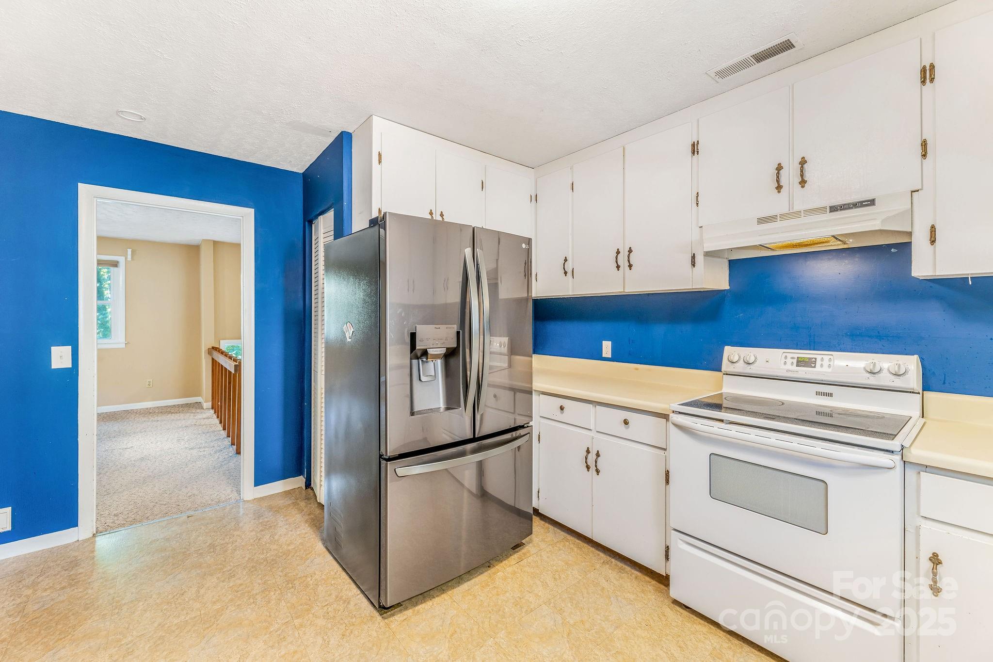 87 Crows Nest Road Hendersonville NC 28791