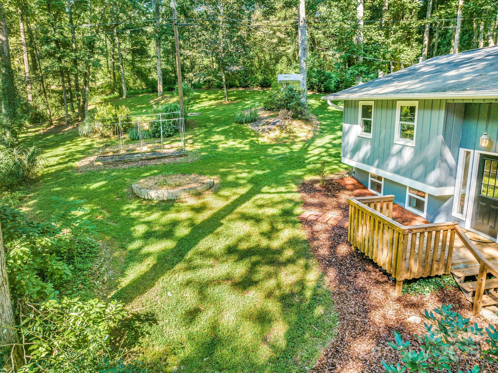 87 Crows Nest Road Hendersonville NC 28791