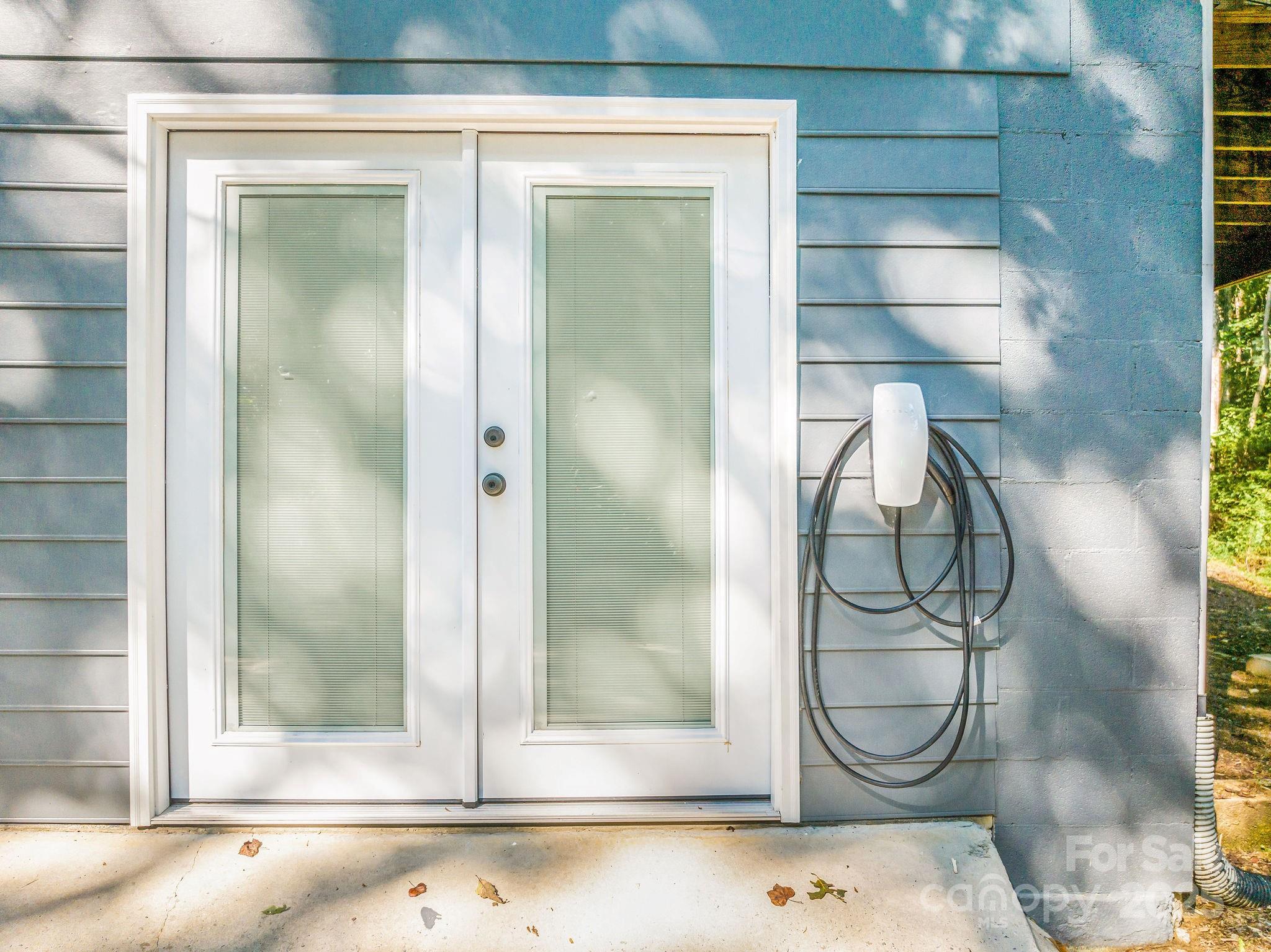 87 Crows Nest Road Hendersonville NC 28791