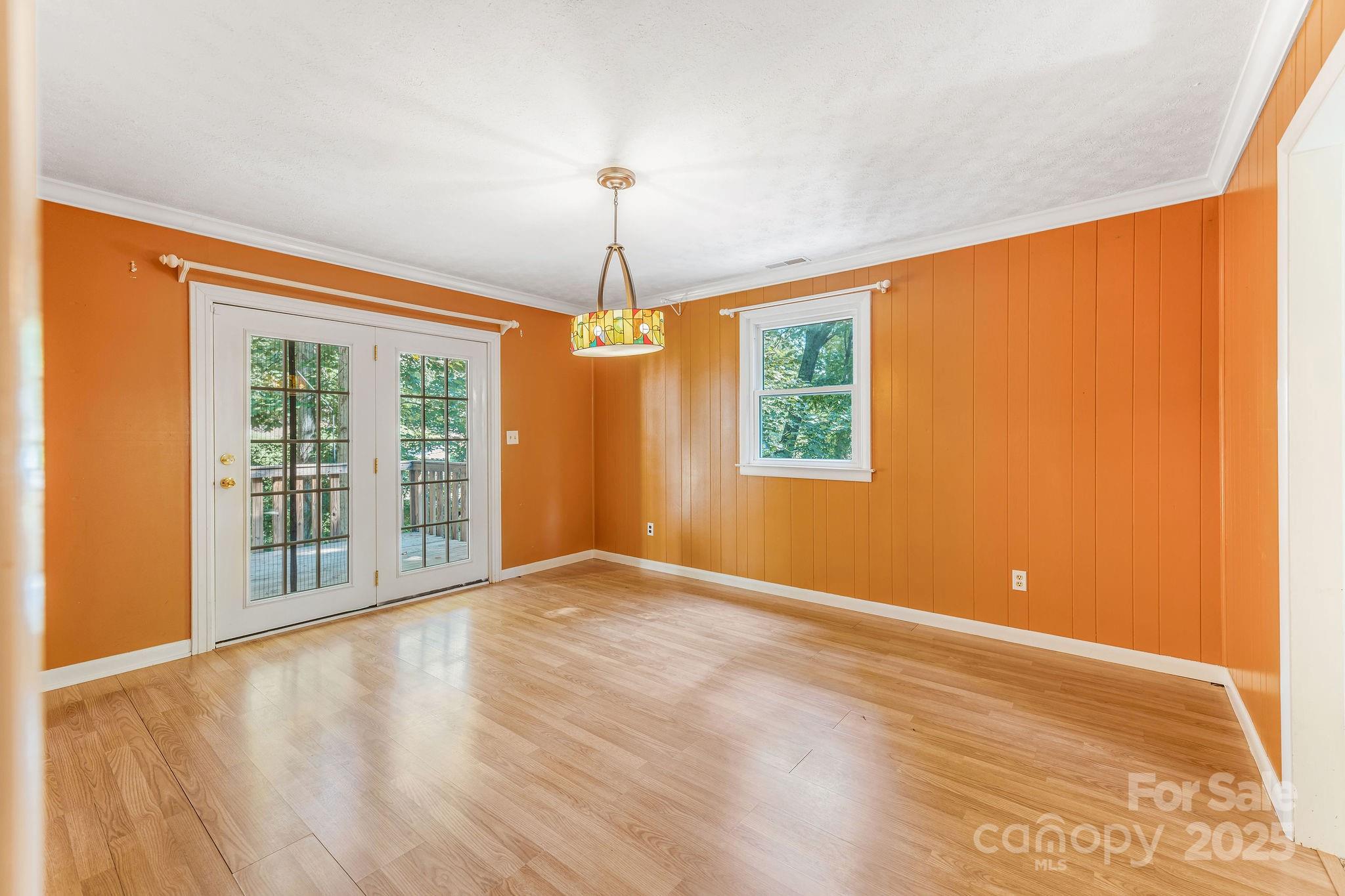 87 Crows Nest Road Hendersonville NC 28791