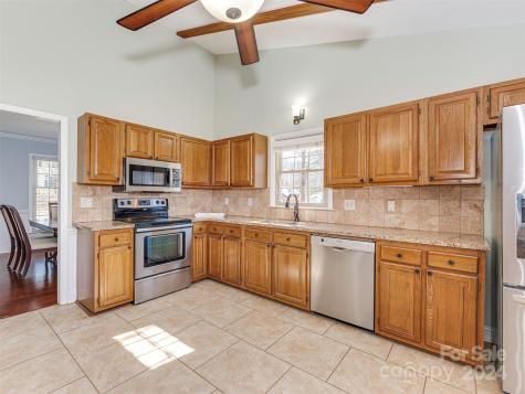 424 Walnut Point Drive Matthews NC 28105
