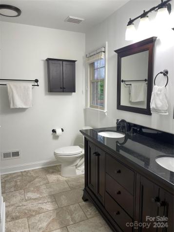 424 Walnut Point Drive Matthews NC 28105