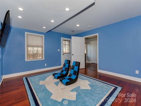 424 Walnut Point Drive Matthews NC 28105