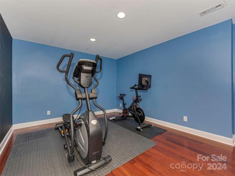 424 Walnut Point Drive Matthews NC 28105
