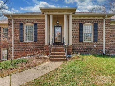 424 Walnut Point Drive Matthews NC 28105