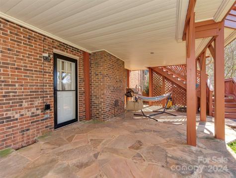 424 Walnut Point Drive Matthews NC 28105