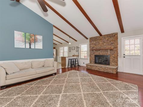 424 Walnut Point Drive Matthews NC 28105