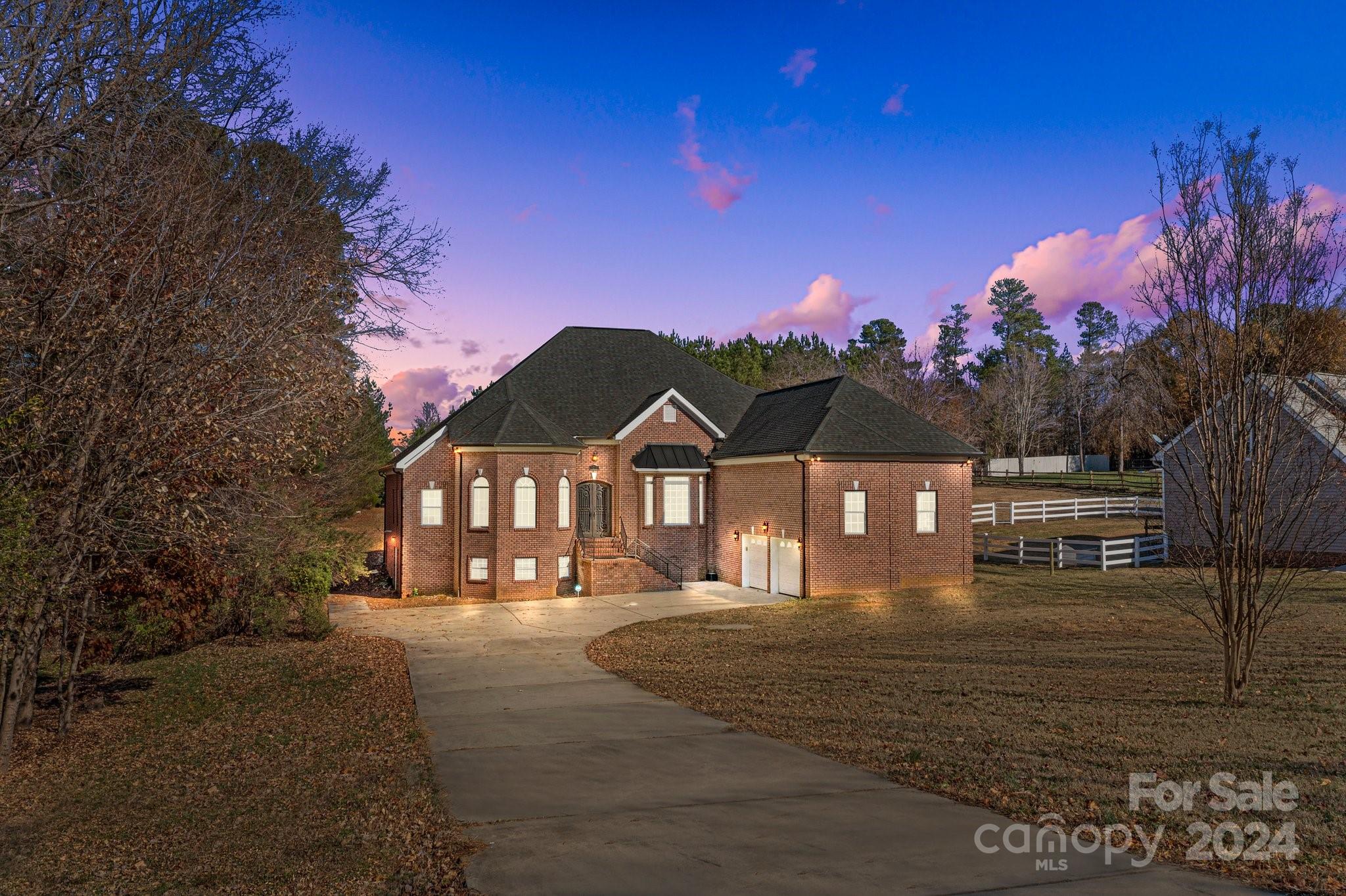 8113 Caldwell Road Harrisburg NC 28075