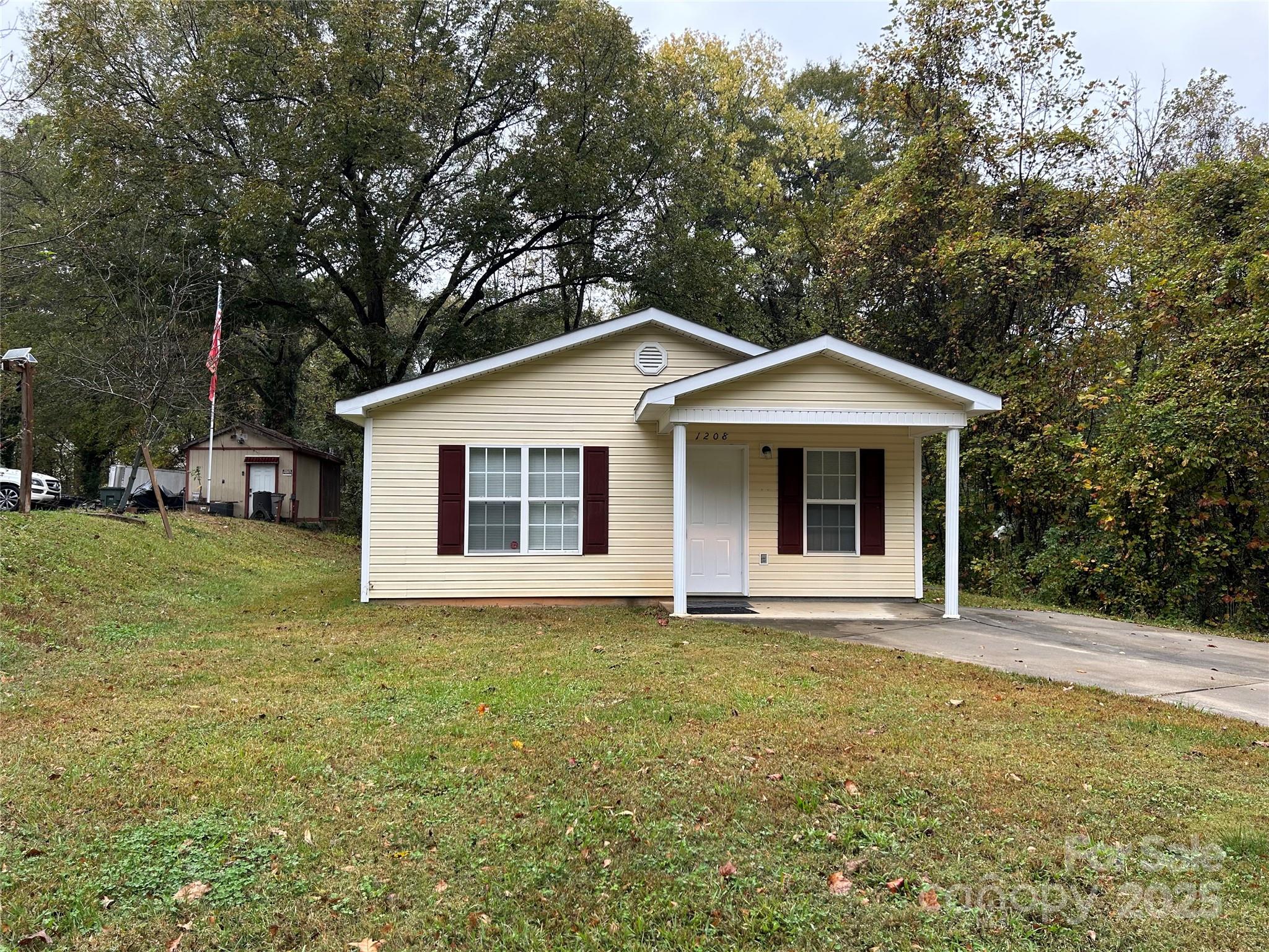 1208 W Walnut Avenue Gastonia NC 28052
