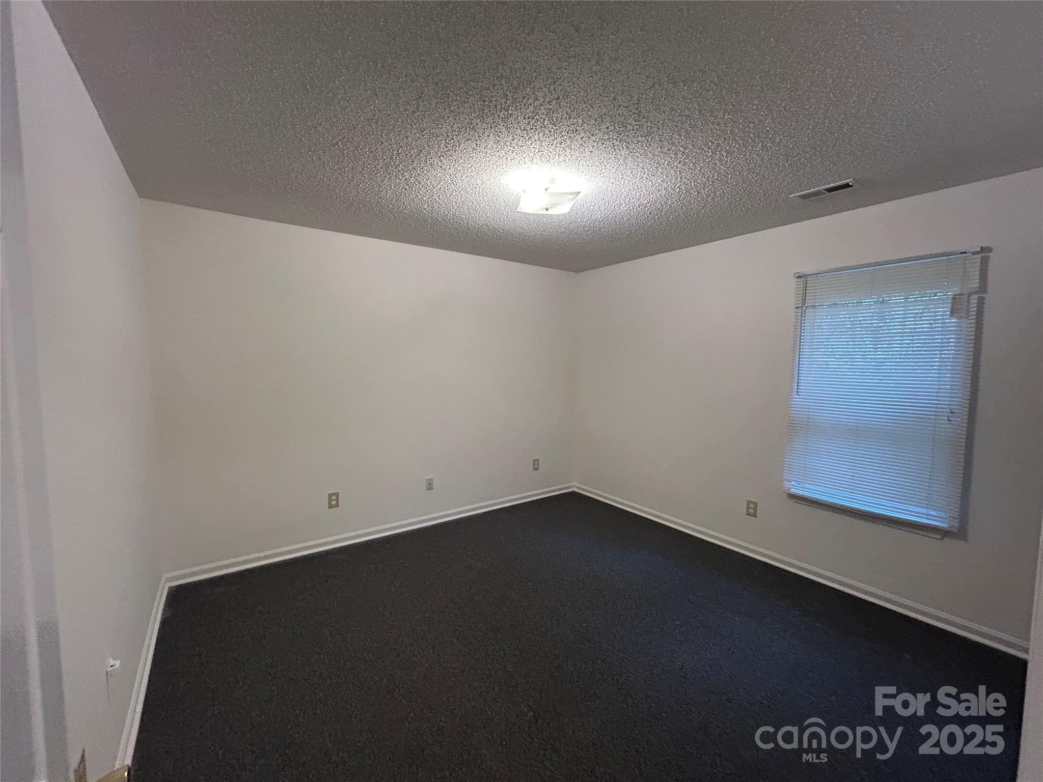 1208 W Walnut Avenue Gastonia NC 28052