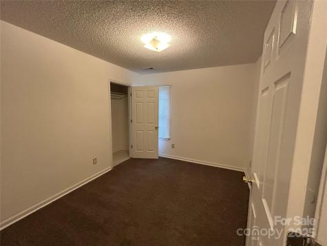 1208 W Walnut Avenue Gastonia NC 28052