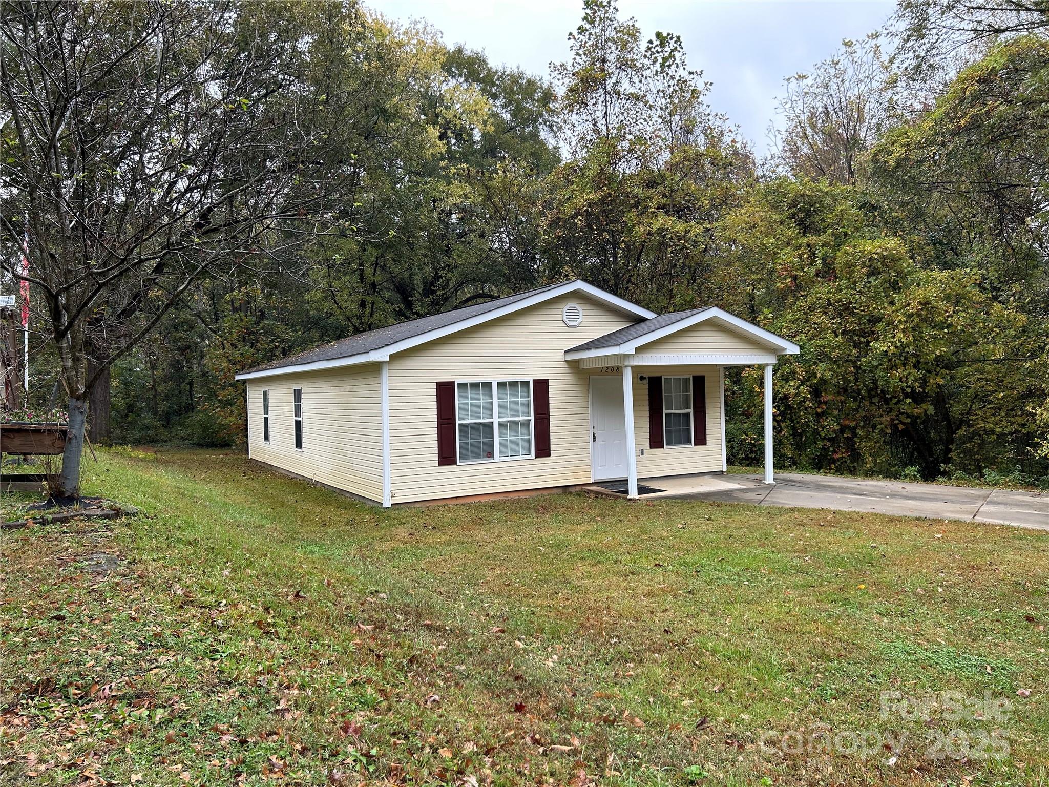 1208 W Walnut Avenue Gastonia NC 28052
