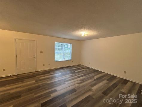 1208 W Walnut Avenue Gastonia NC 28052