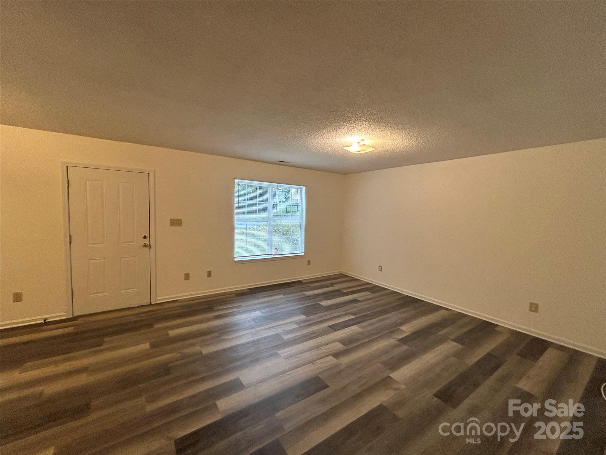 1208 W Walnut Avenue Gastonia NC 28052