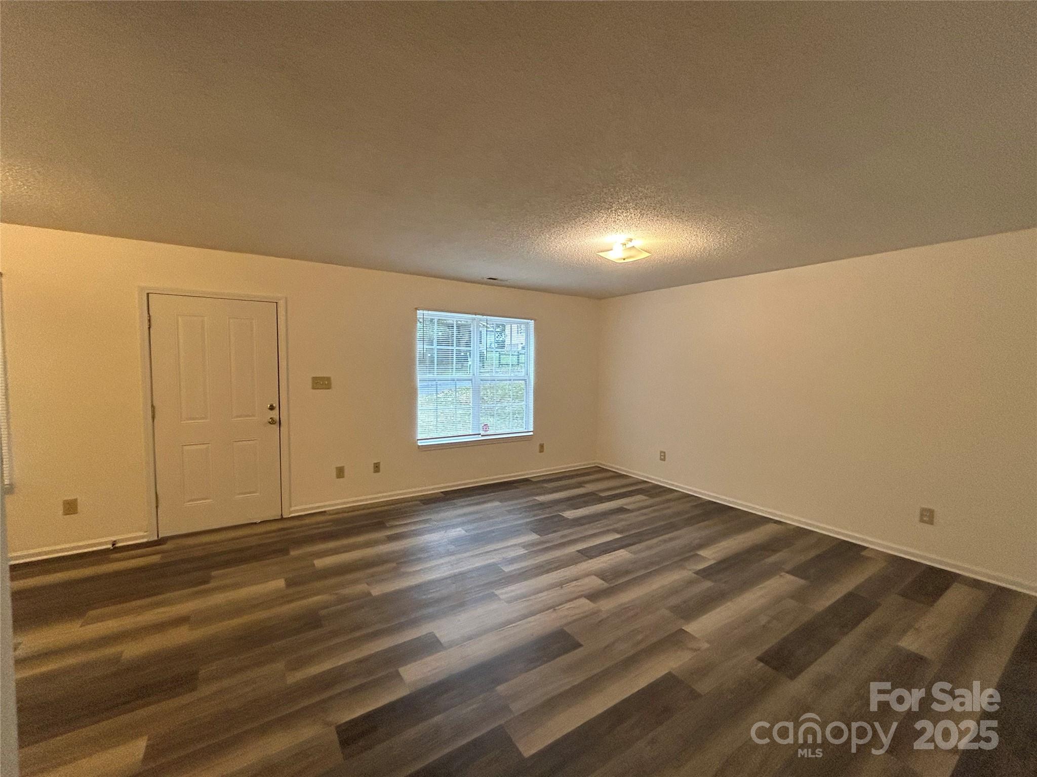 1208 W Walnut Avenue Gastonia NC 28052