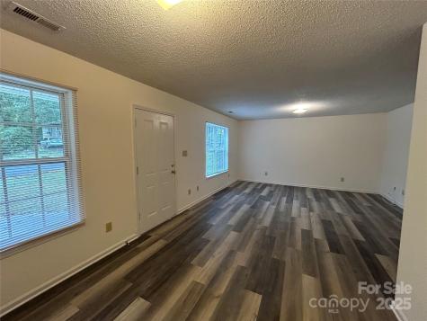 1208 W Walnut Avenue Gastonia NC 28052