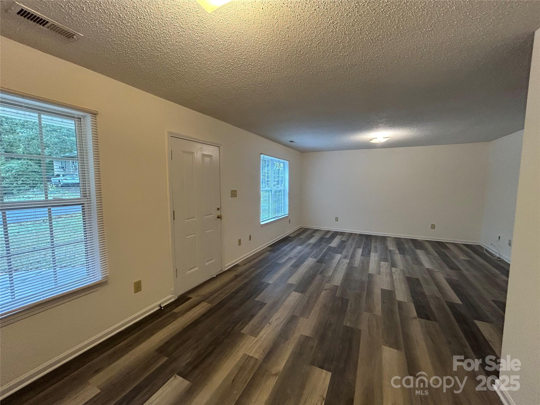 1208 W Walnut Avenue Gastonia NC 28052