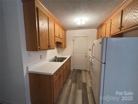 1208 W Walnut Avenue Gastonia NC 28052