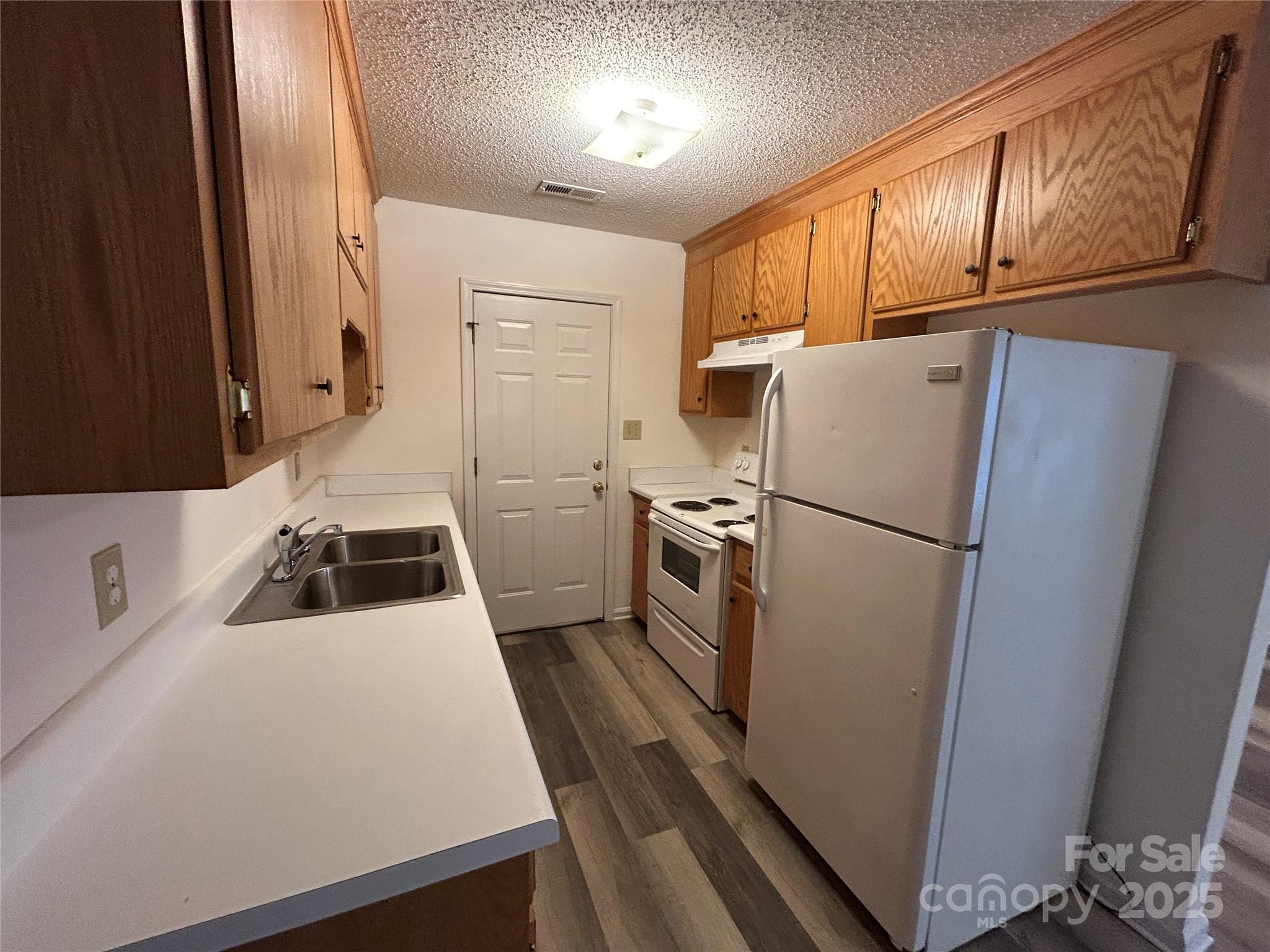 1208 W Walnut Avenue Gastonia NC 28052