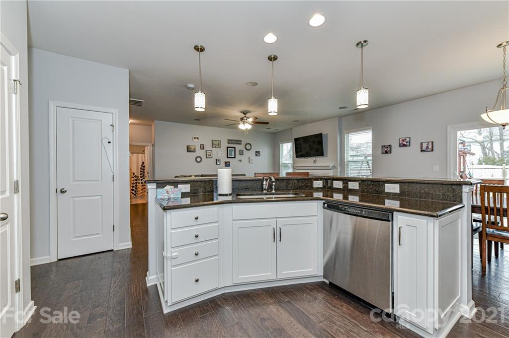 5435 Fenway Drive Charlotte NC 28273