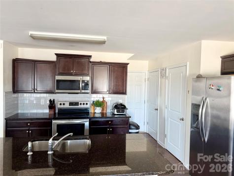 4018 Bethesda Place Concord NC 28025